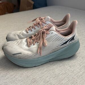 Altra Women's Athletic Shoes - White and Pink with Green Sole